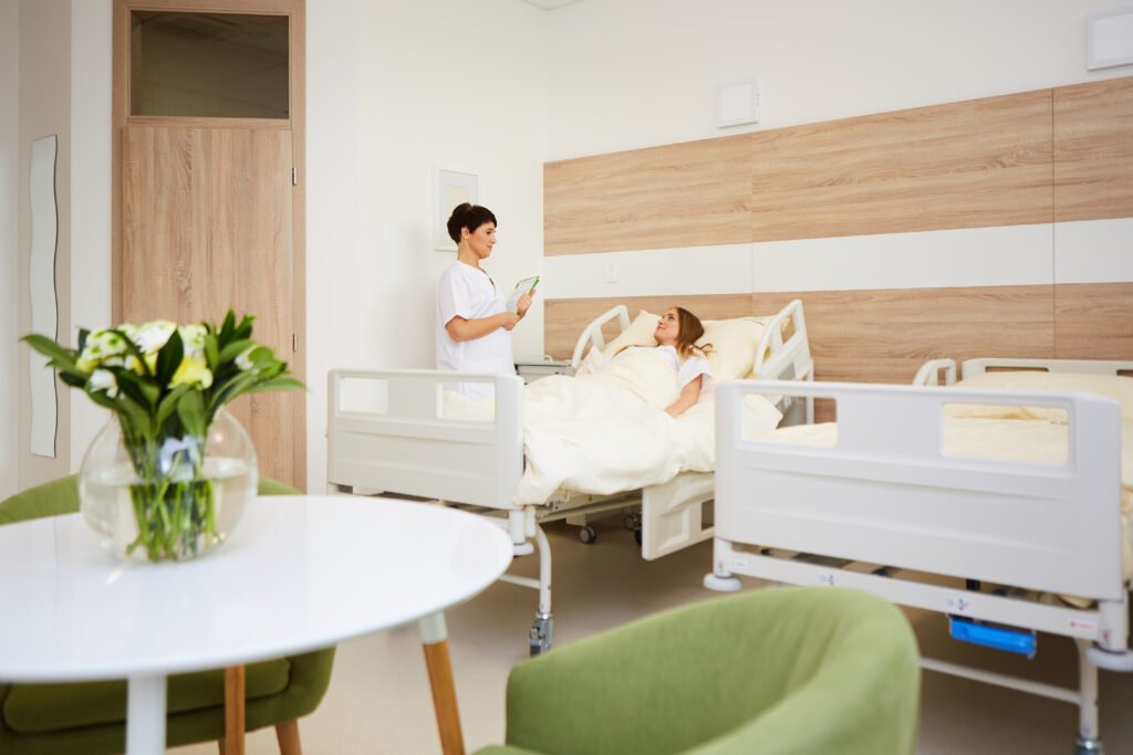 A doctor at Gyncare Clinic in Slovakia visits a patient – care and support during the in vitro fertilization process.