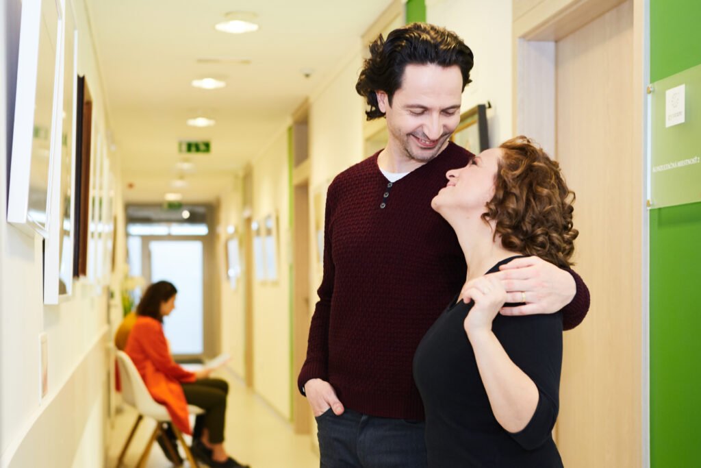 A happy couple at Gyncare Clinic in Slovakia – joy and hope in the in vitro fertilization process.