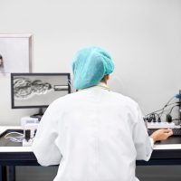 Step towards the goal 2 A laboratory technician analyzes data on the monitor during preparation for in vitro fertilization